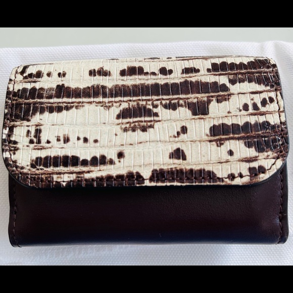 Authenic Chloe C Mini Tri Fold Emboss Wallet - Picture 6 of 9